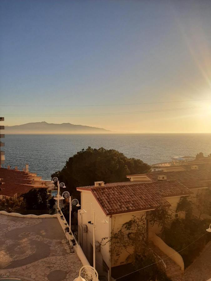 Kela Apartment 3 Sarandë Eksteriør bilde